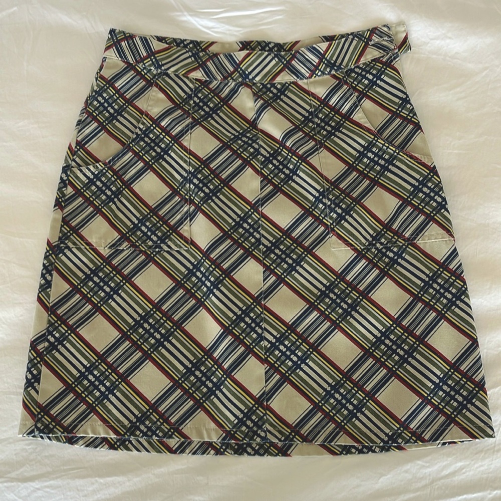 Roxy plaid lattice design Quicksilver 9 pockets a good work skirt navy/  tan